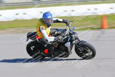 media/Jan-20-2023-Fastrack Riders (Fri) [[f2ad32aba3]]/Level 1/session 3 turn 9/